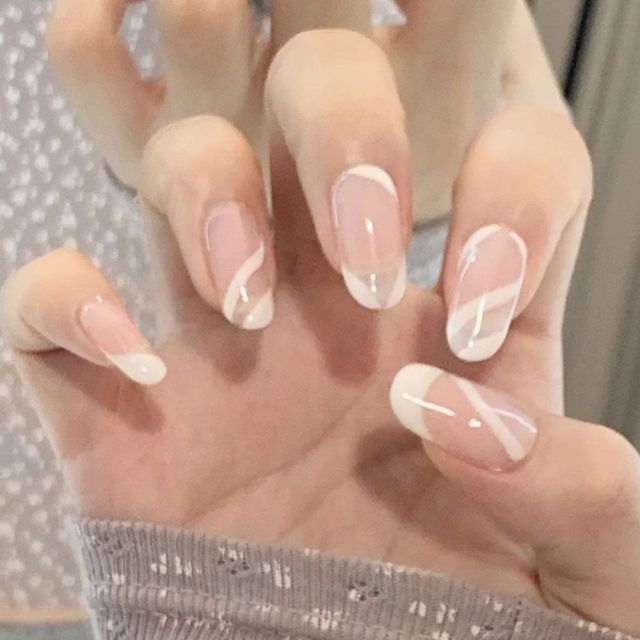 Charming Pink Flame Short Ballet Wearable Fake Nails press on Square Head Full Cover Detachable Finished Fingernails
